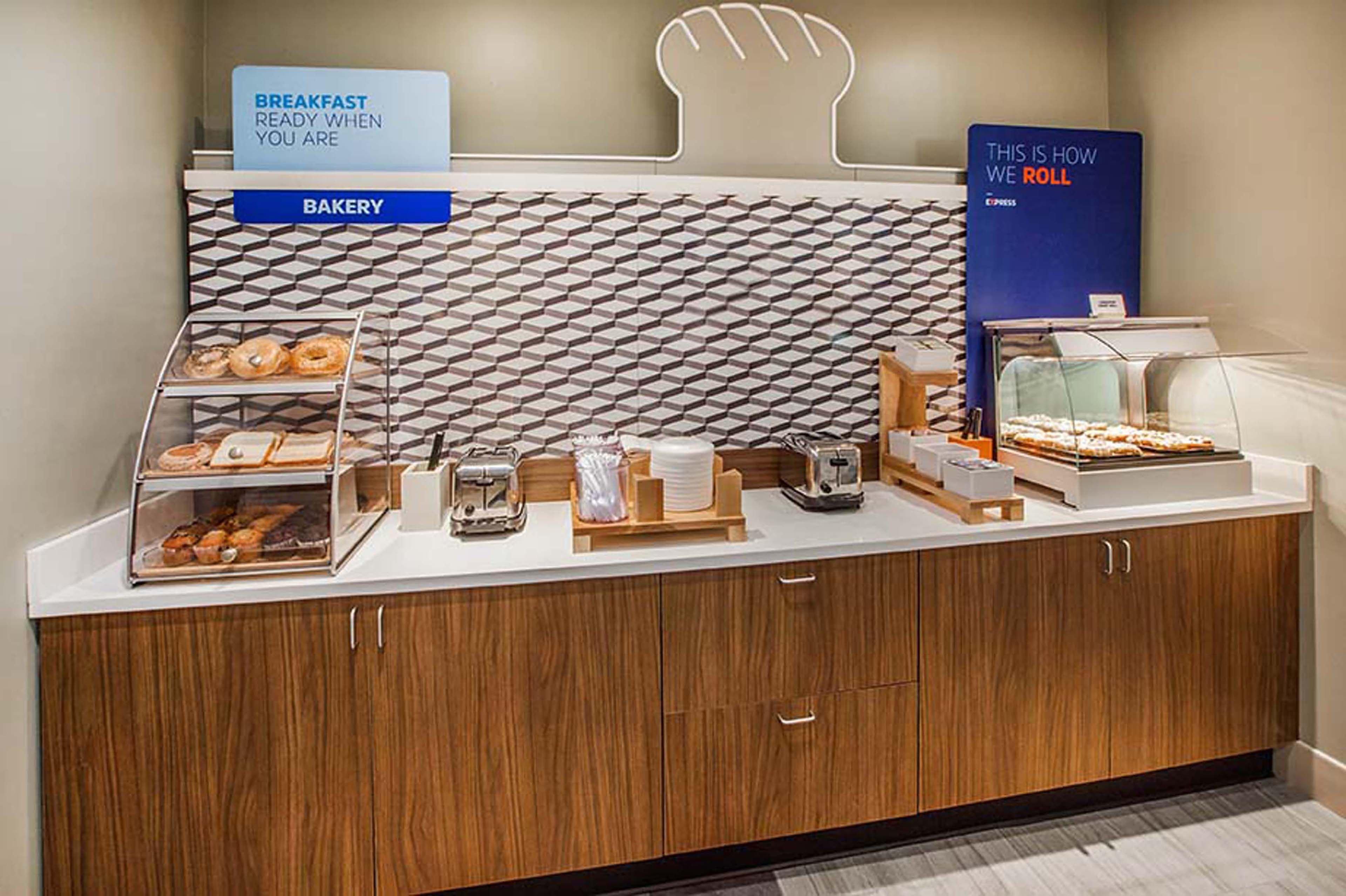 Holiday Inn Express San Diego South - Chula Vista By Ihg Dış mekan fotoğraf
