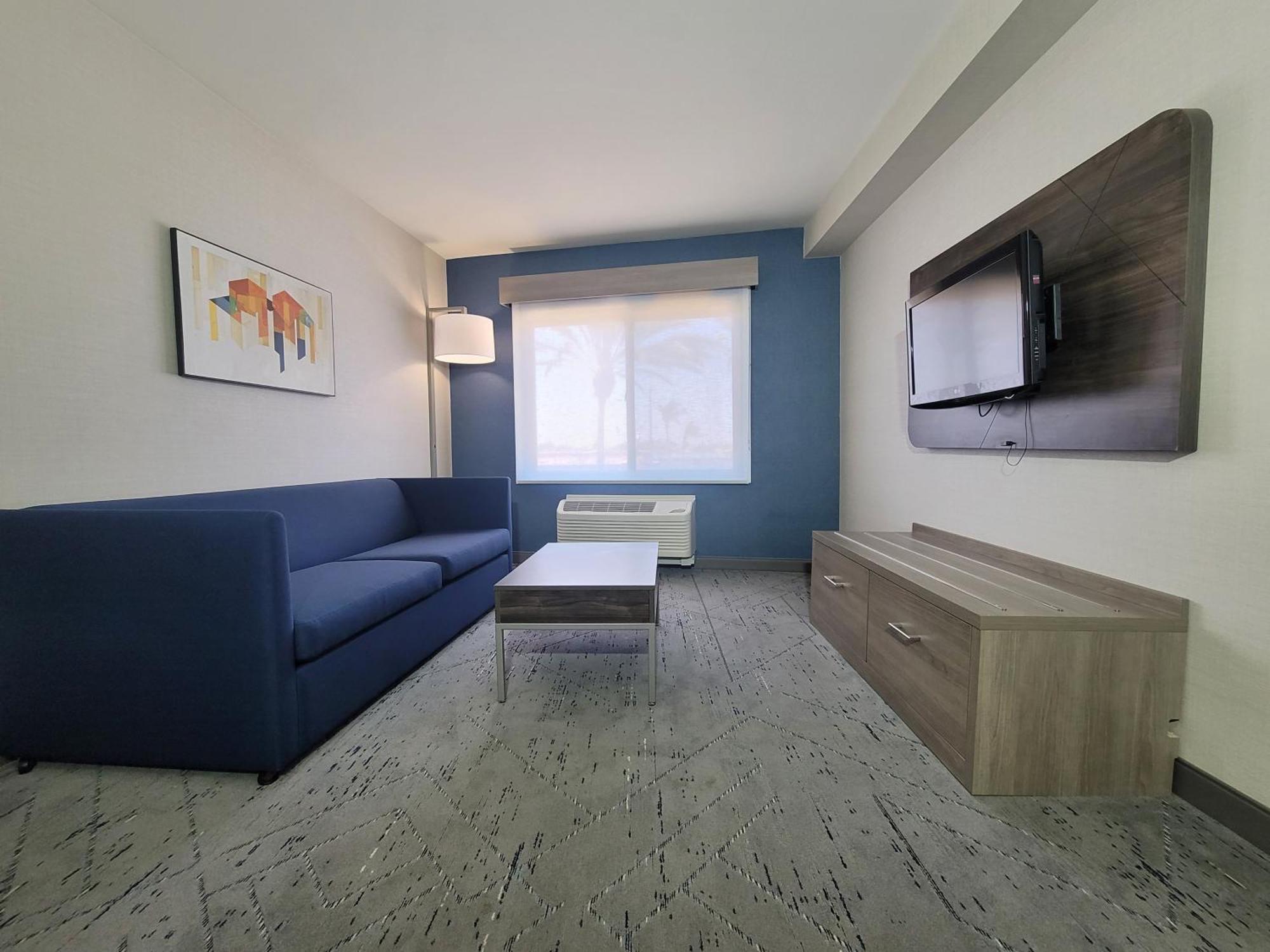 Holiday Inn Express San Diego South - Chula Vista By Ihg Dış mekan fotoğraf
